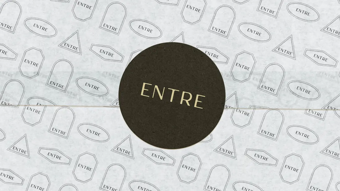 Entre